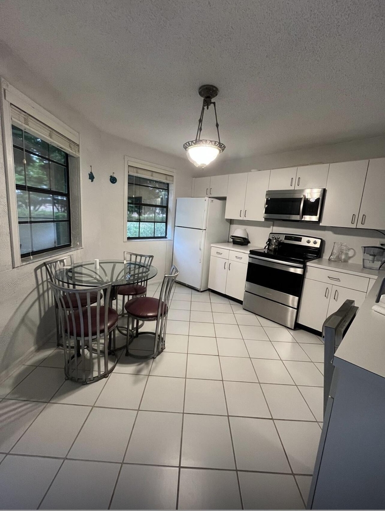 6650 Montego Bay Boulevard - Photo 18