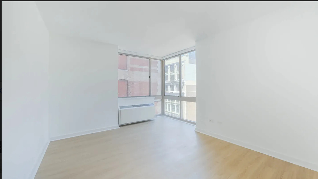  East 6th Street - Photo 4