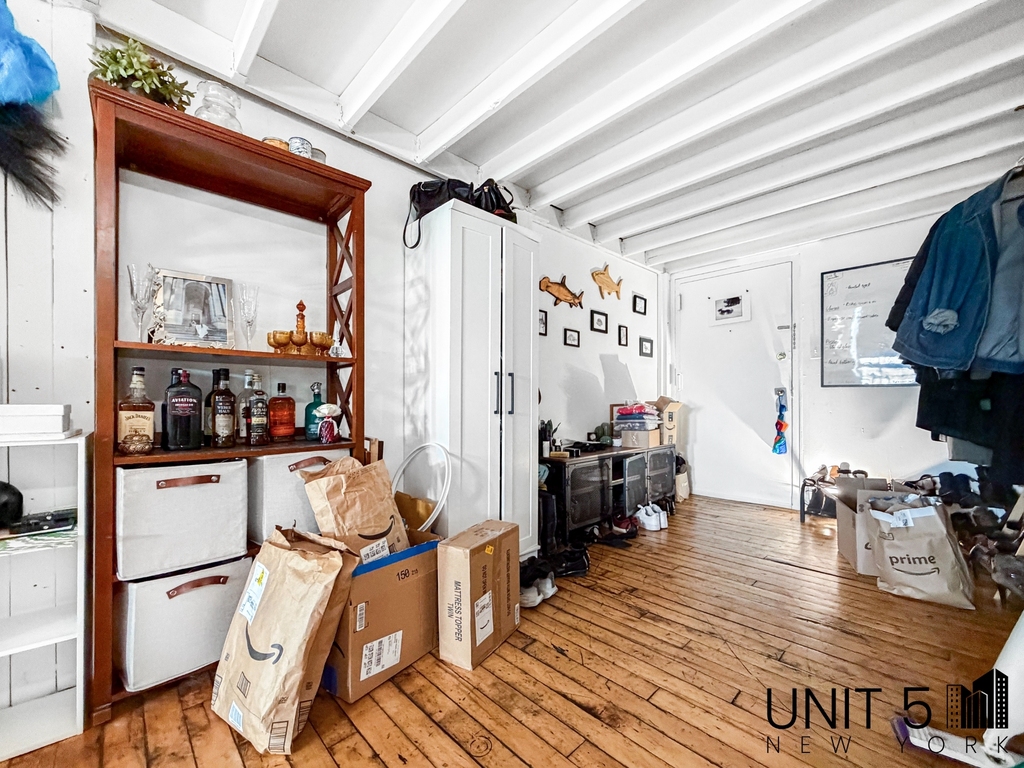 345 Eldert Street - Photo 7