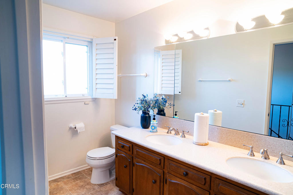 10872 Kings Road - Photo 10