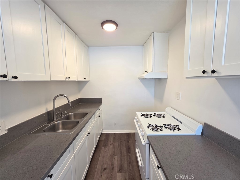 252 E 79th - Photo 0