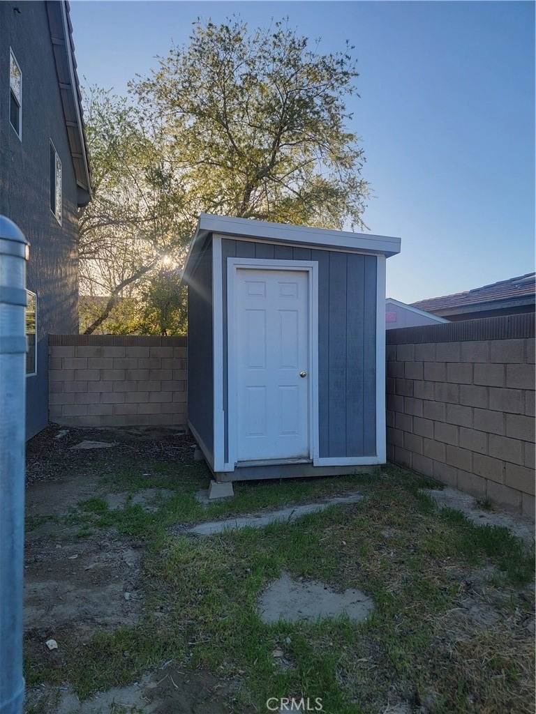43650 Castle Circle - Photo 9
