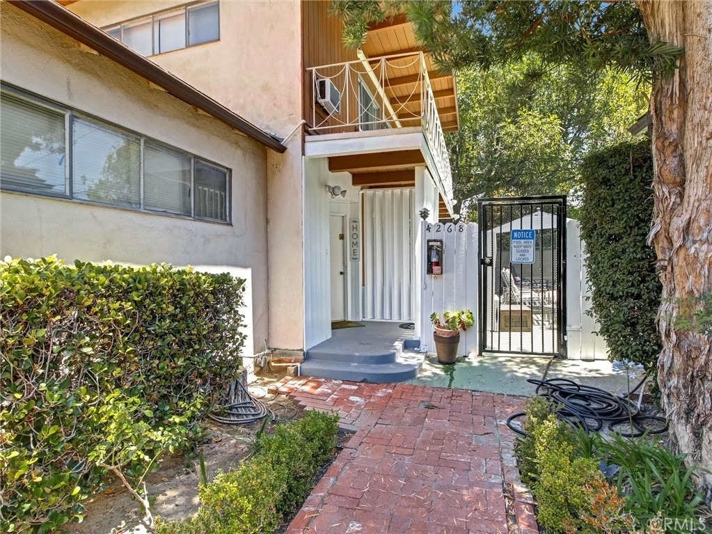 4268 Troost Avenue - Photo 1