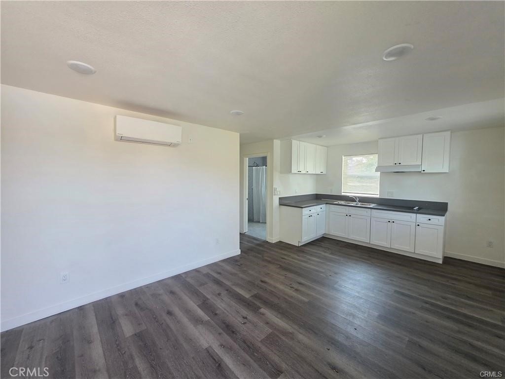 250 E 79th - Photo 5