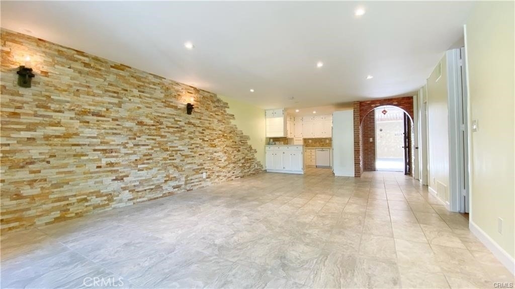 5901 Canterbury Drive - Photo 16