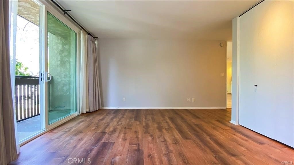 5901 Canterbury Drive - Photo 4
