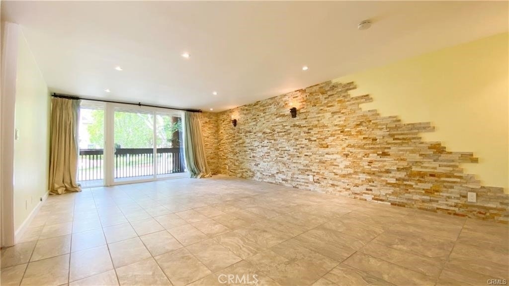 5901 Canterbury Drive - Photo 17