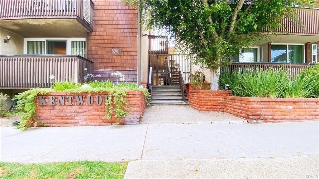 5901 Canterbury Drive - Photo 0