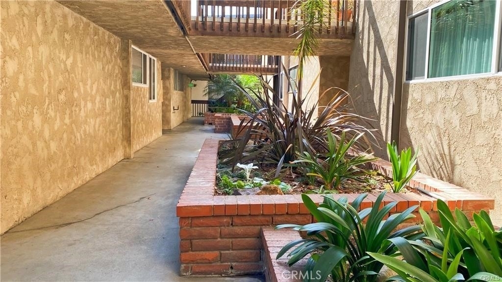 5901 Canterbury Drive - Photo 14