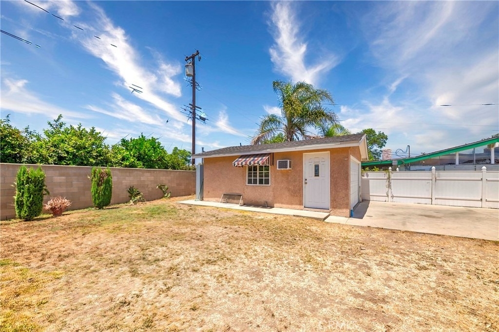 14621 Dalmatian Avenue - Photo 41