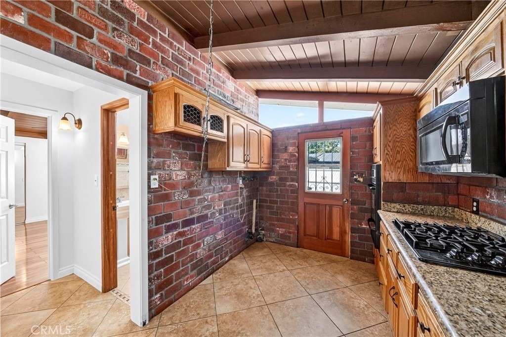 14621 Dalmatian Avenue - Photo 4