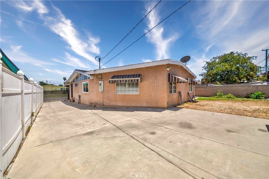 14621 Dalmatian Avenue - Photo 35