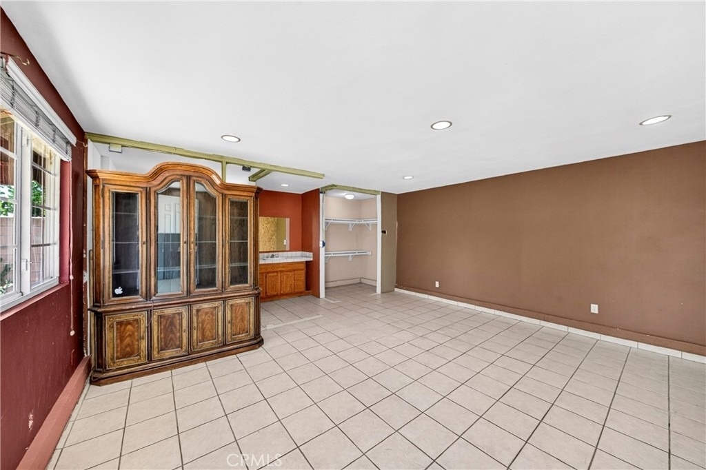 14621 Dalmatian Avenue - Photo 32