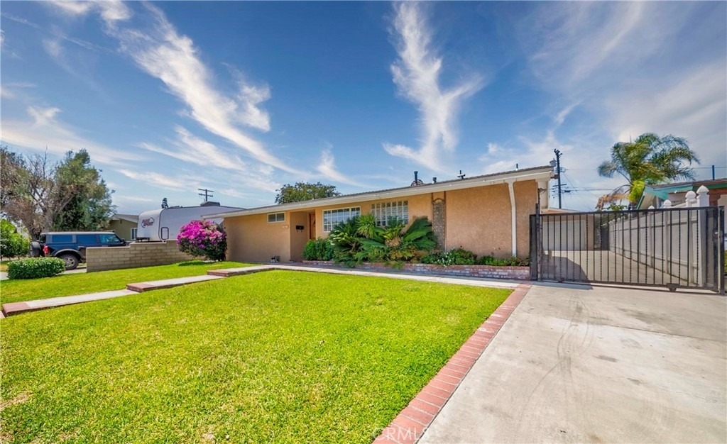 14621 Dalmatian Avenue - Photo 40