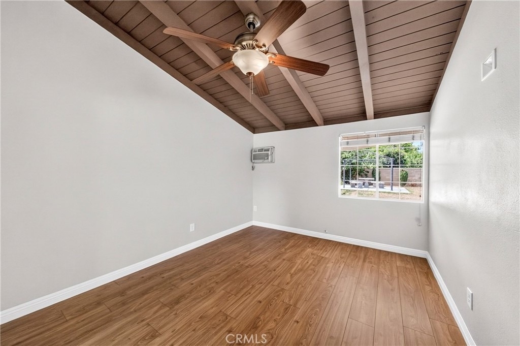 14621 Dalmatian Avenue - Photo 11