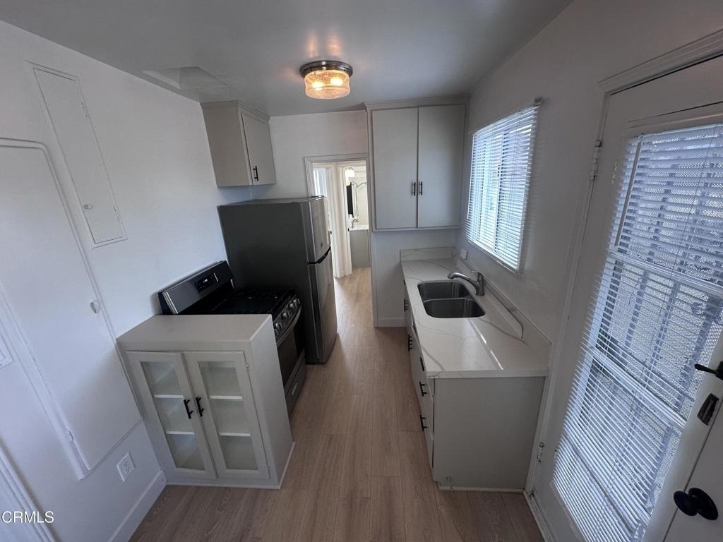 1424 E Wilson Avenue - Photo 1