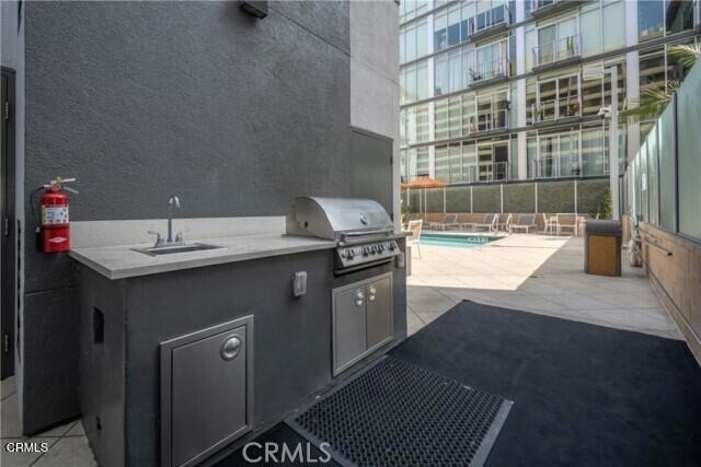 645 W 9th Street - Photo 16