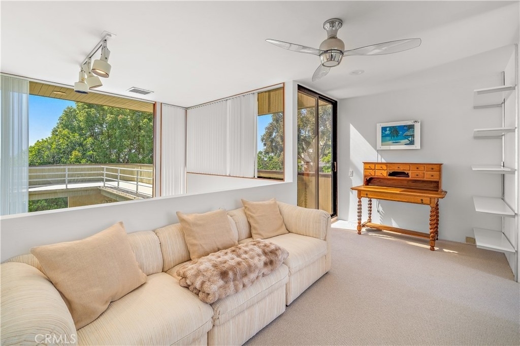 3028 Overhill Drive - Photo 27