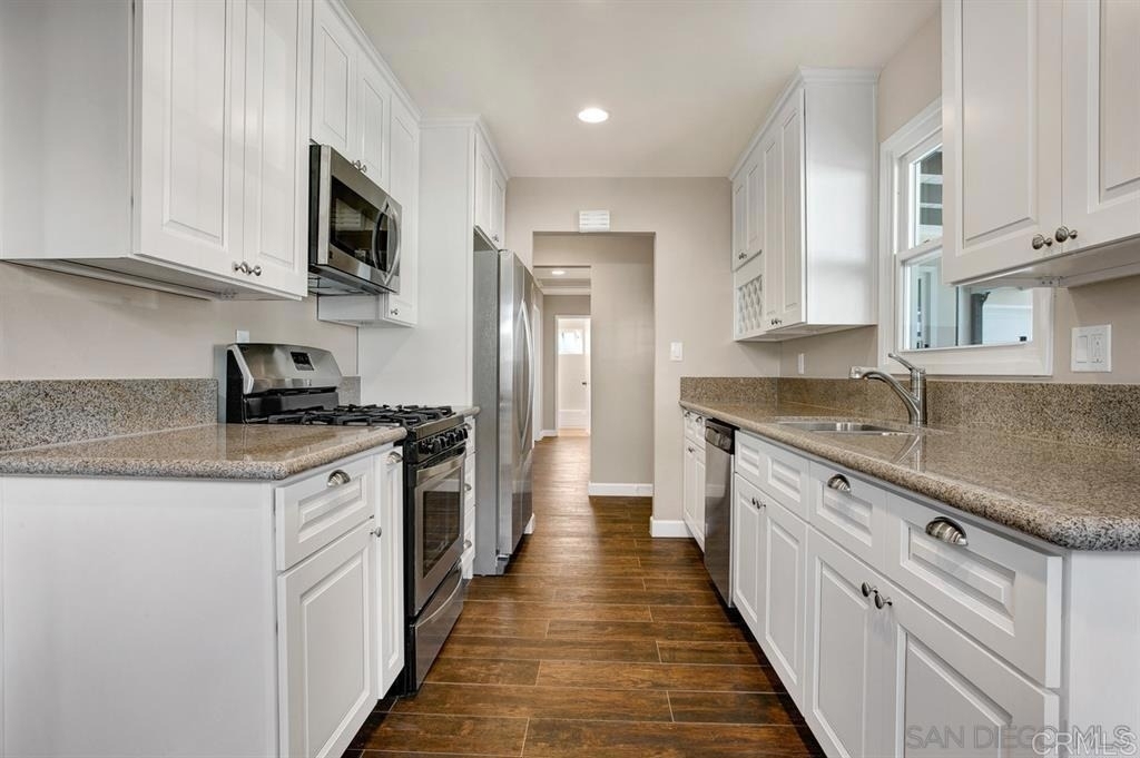 13041 Morene Street - Photo 7