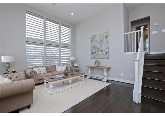 401 Derby Avenue - Photo 2