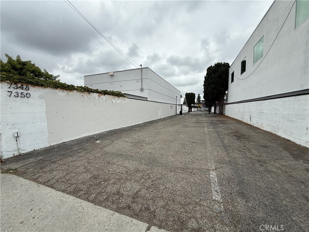 7348 Florence Ave - Photo 11