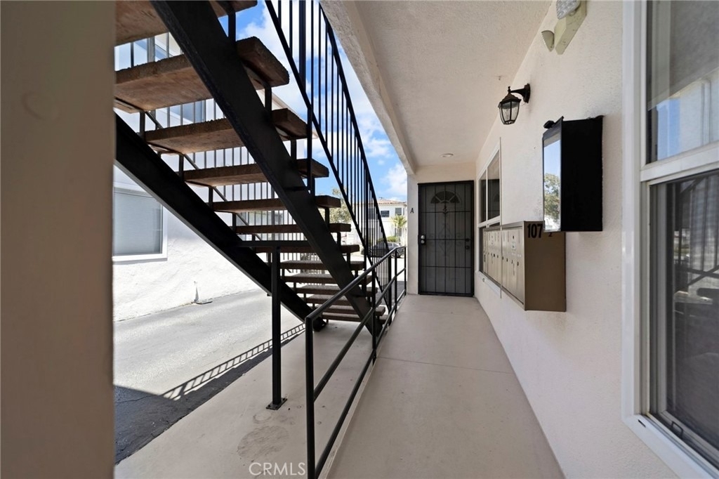107 N 1st Street - Photo 18