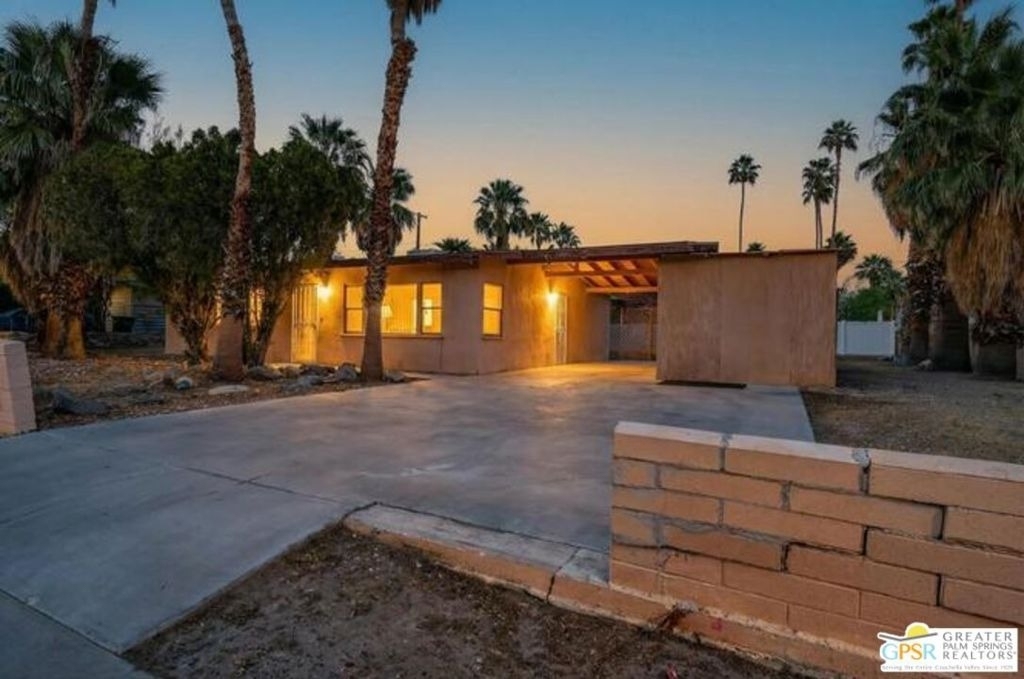 620 S El Cielo Road - Photo 10