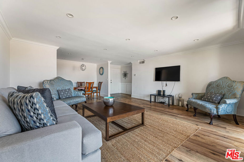 5215 Balboa - Photo 16