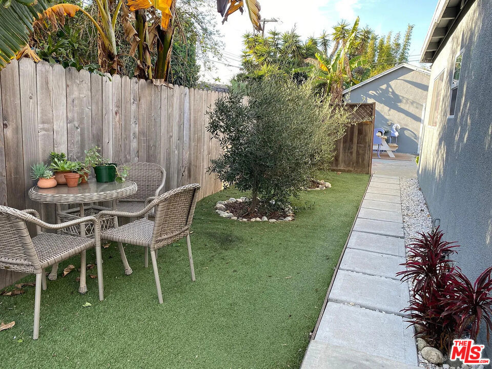 837 Sunset Avenue - Photo 5