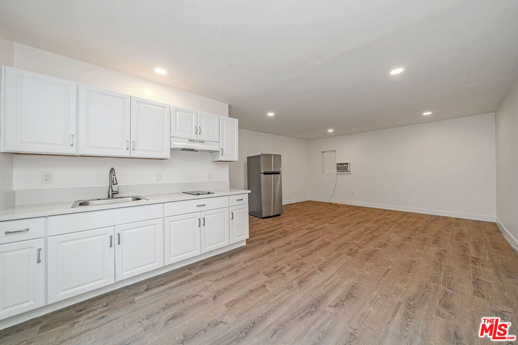 5430 Monroe Street - Photo 0