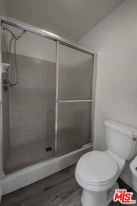 2106 W 166th Street - Photo 24
