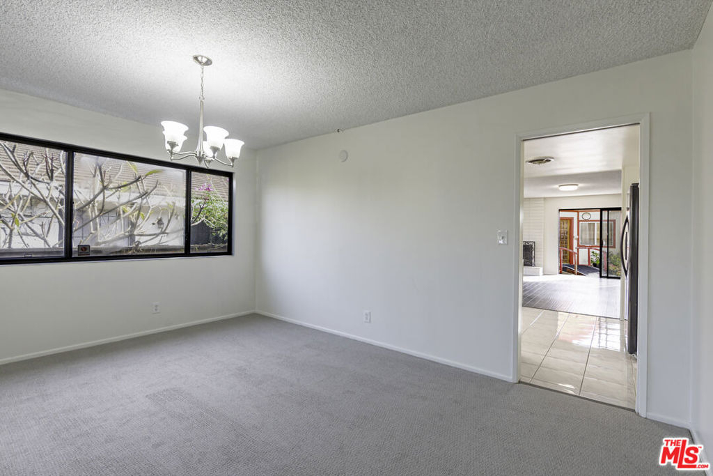 2106 W 166th Street - Photo 5