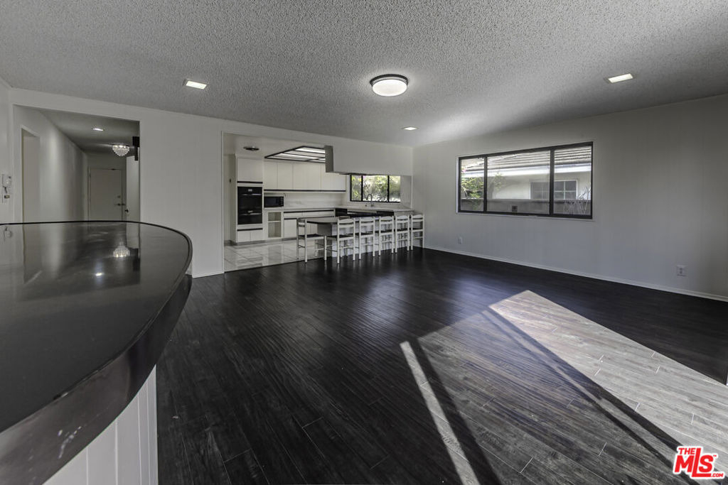 2106 W 166th Street - Photo 14