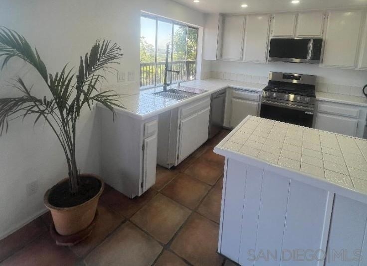 624 Schafer Place - Photo 14
