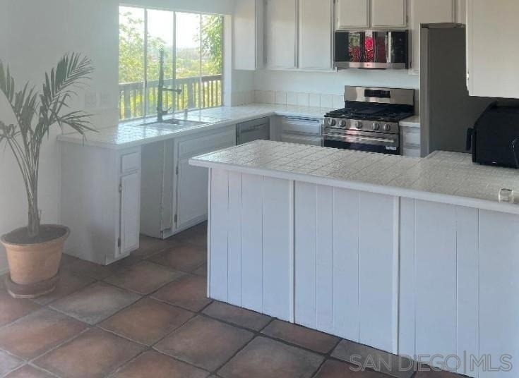 624 Schafer Place - Photo 12