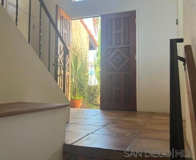 624 Schafer Place - Photo 3