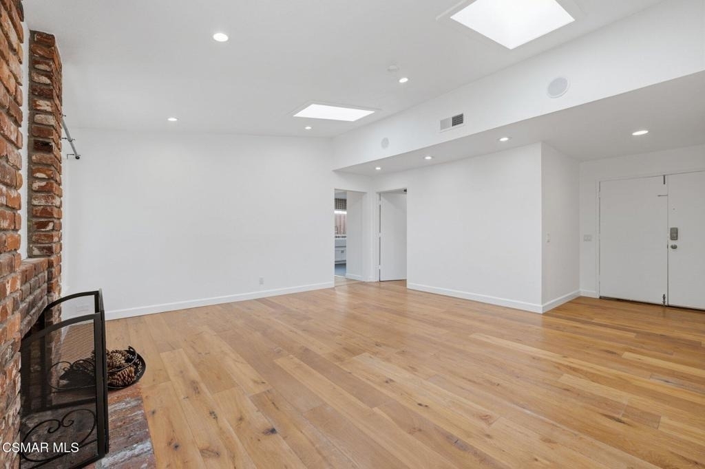5844 Conifer Street - Photo 5
