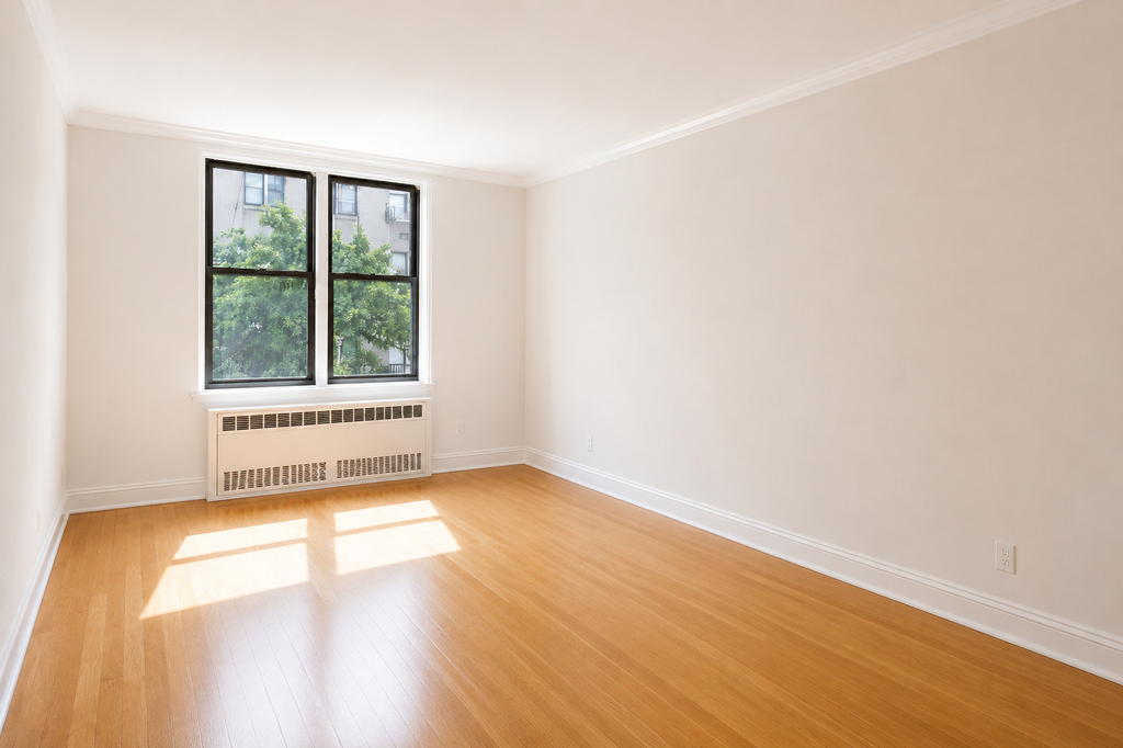 151 West 16th Street - Photo 1