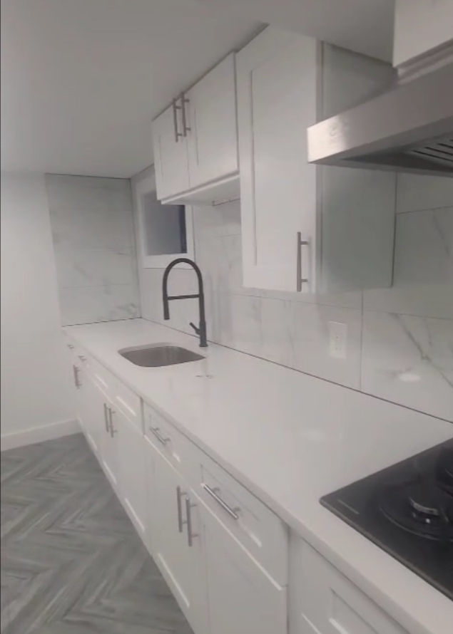 232nd St.  Laurelton Jamaica queens Apartment - Photo 7