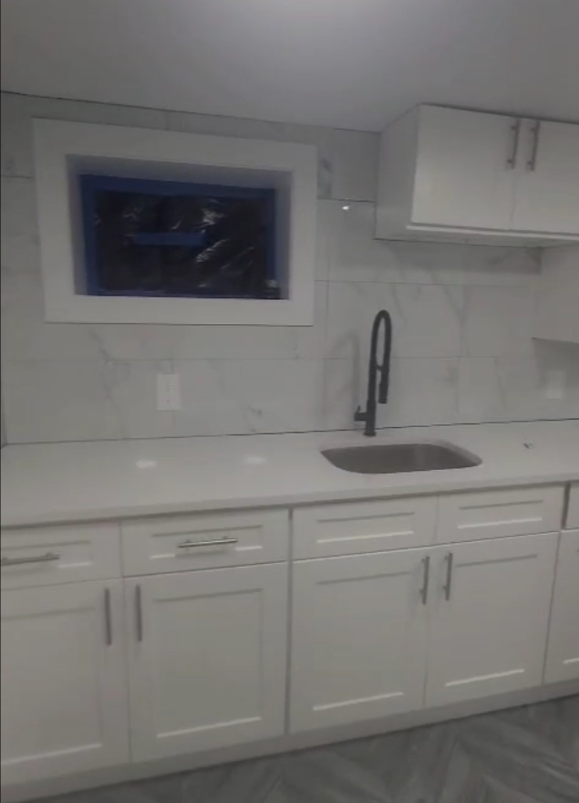 232nd St.  Laurelton Jamaica queens Apartment - Photo 4