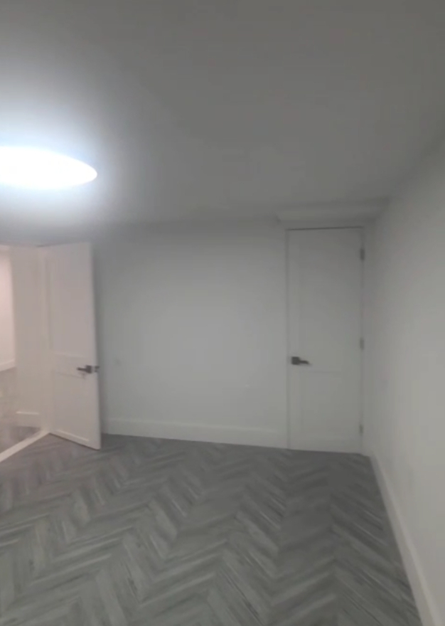 232nd St.  Laurelton Jamaica queens Apartment - Photo 3