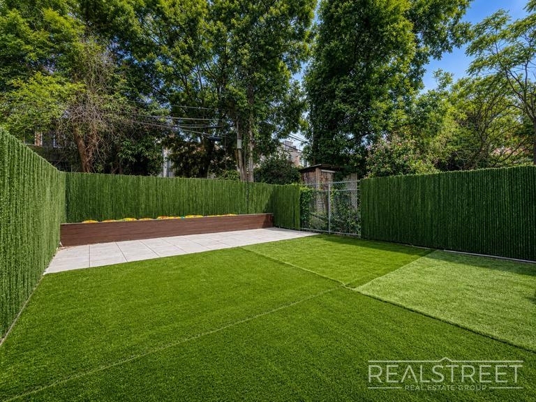 1260 Prospect Place - Photo 7