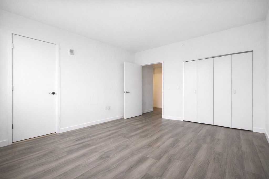 1524 Sheepshead Bay Road - Photo 5