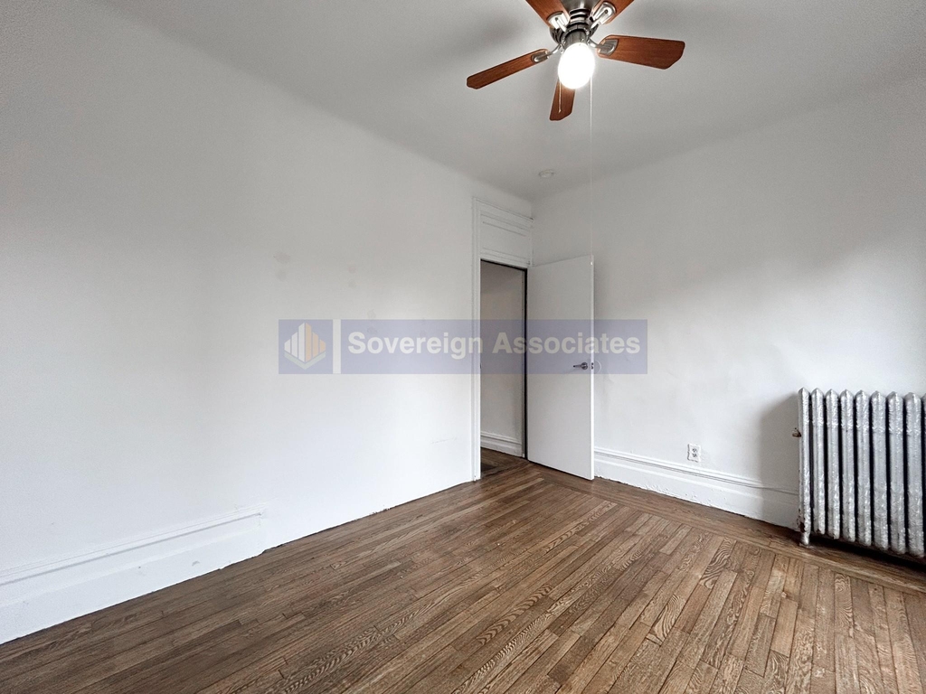 3139 Broadway - Photo 2