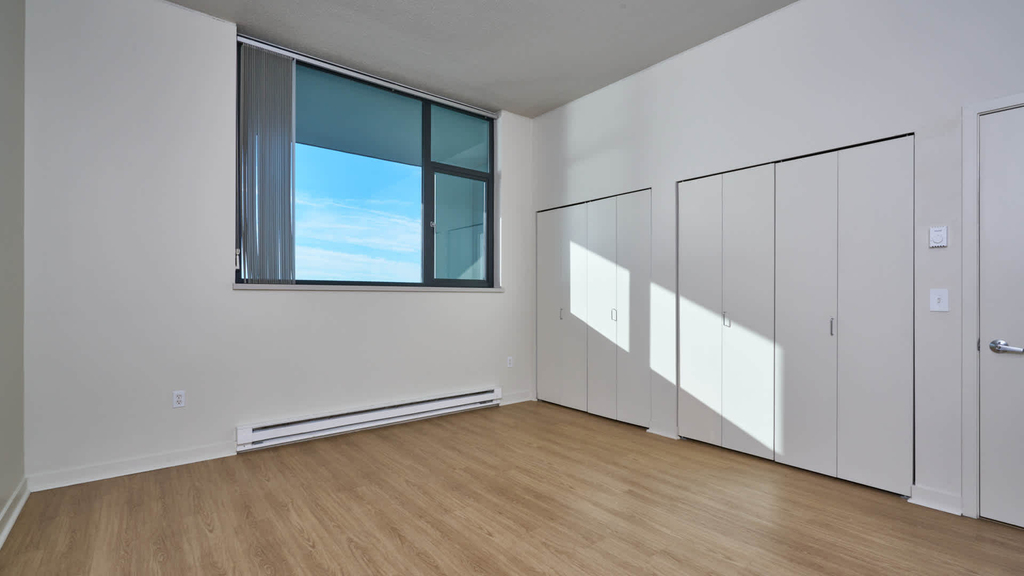 1221 First Avenue - Photo 3