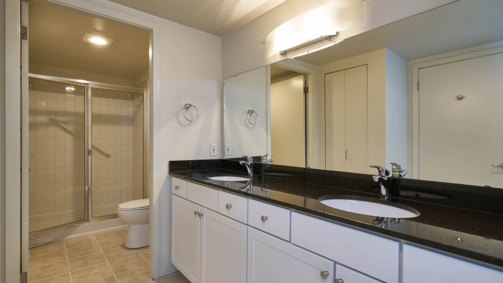 1221 First Avenue - Photo 4