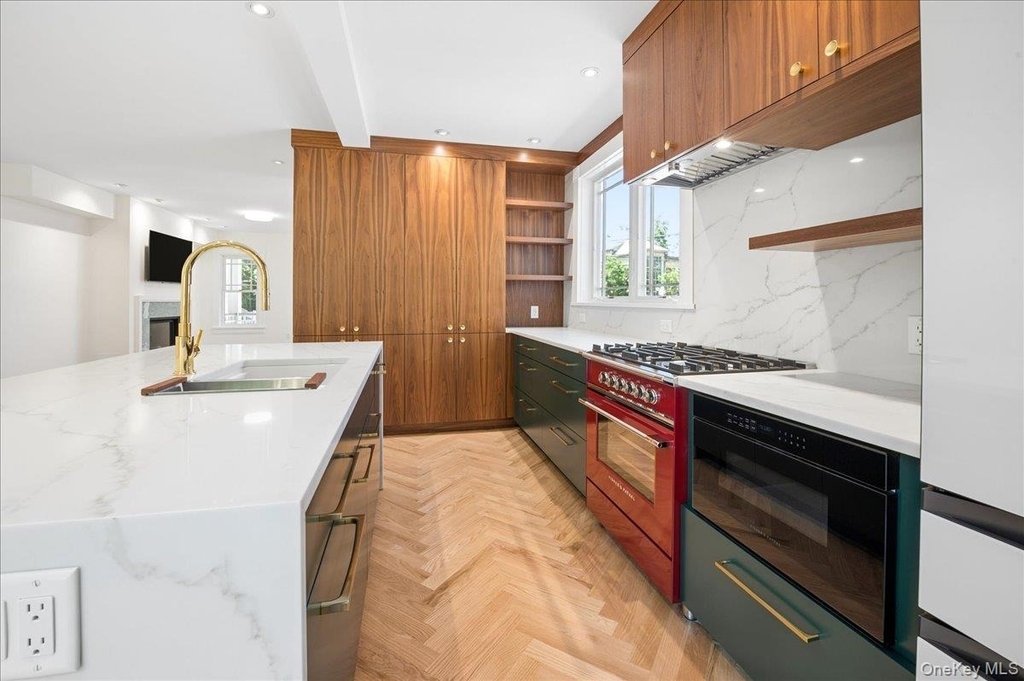 51 Main Street - Photo 14
