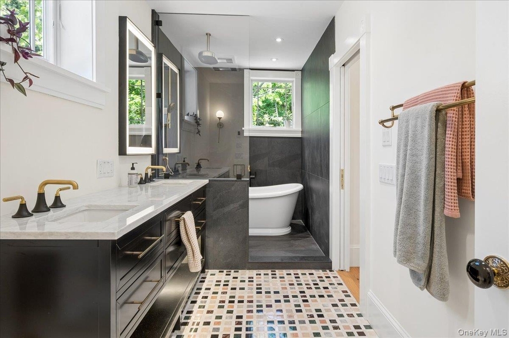 51 Main Street - Photo 23