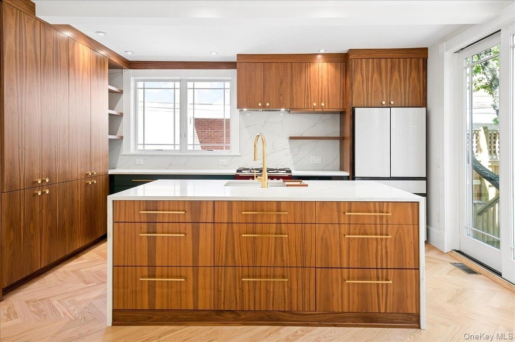 51 Main Street - Photo 12