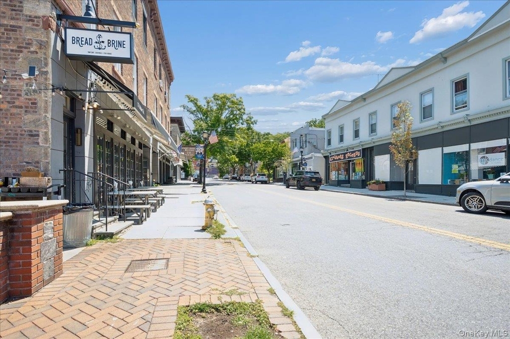 51 Main Street - Photo 32